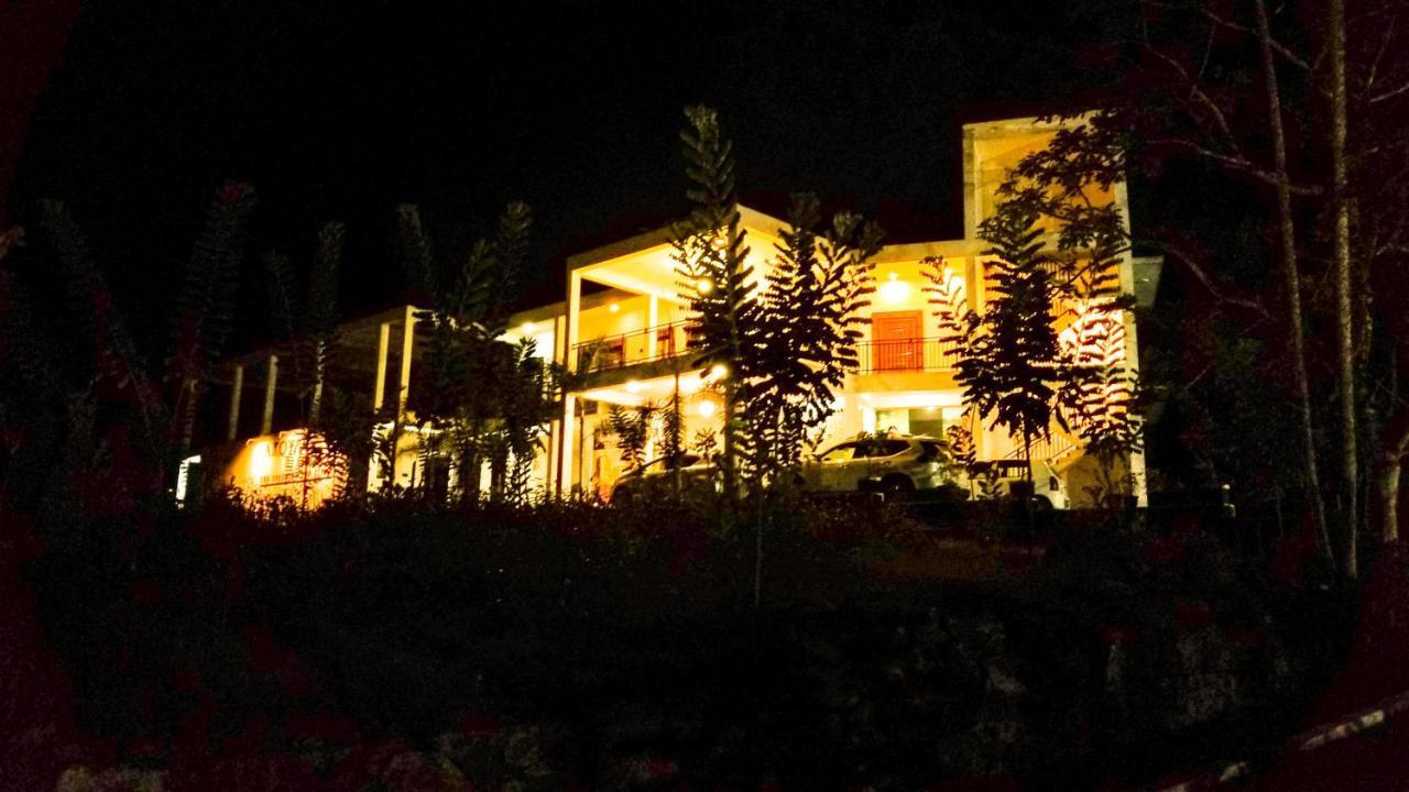 Akoya Pearl Hotel Ratnapura