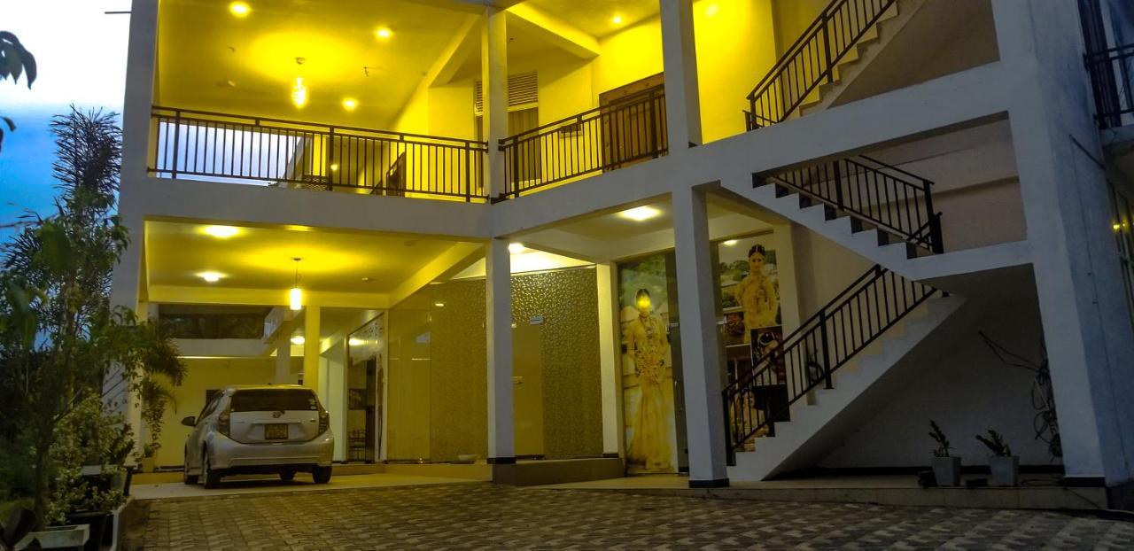 Akoya Pearl Hotel 4*