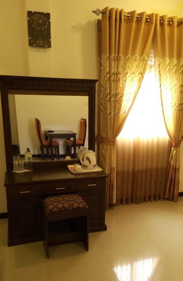 Akoya Pearl Hotel Ratnapura