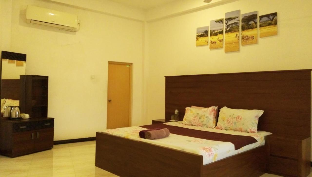 Hotel Akoya Pearl Ratnapura